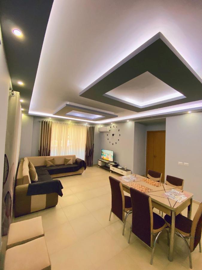 Chloe Apartament Μπεράτ Εξωτερικό φωτογραφία